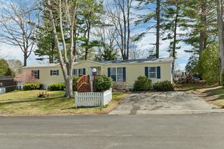 7 N Dewberry Lane, Rochester, NH 03867