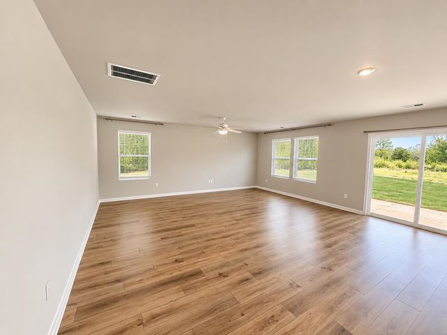 7094 Wingate Drive, Inman, SC 29349