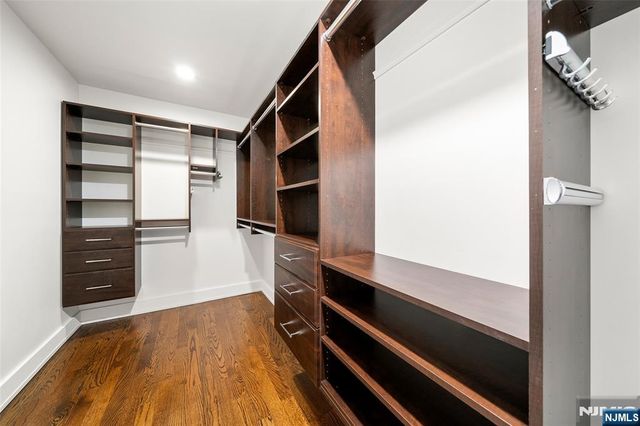 55 Cedar Street, Cresskill, NJ 07626