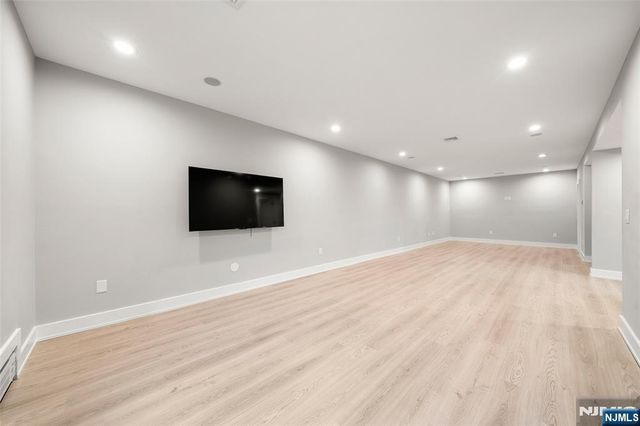 55 Cedar Street, Cresskill, NJ 07626