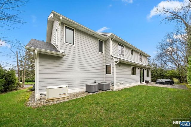 55 Cedar Street, Cresskill, NJ 07626