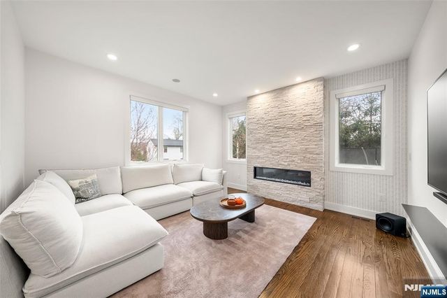 55 Cedar Street, Cresskill, NJ 07626