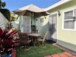 4909 4909 B W 99th, Inglewood, CA 90301