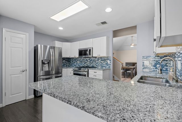 7407 Silent Path, San Antonio, TX 78250