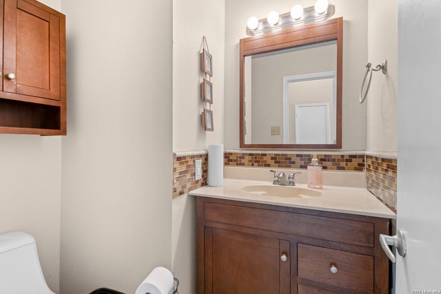 7407 Silent Path, San Antonio, TX 78250