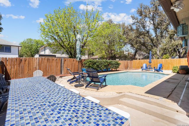 7407 Silent Path, San Antonio, TX 78250
