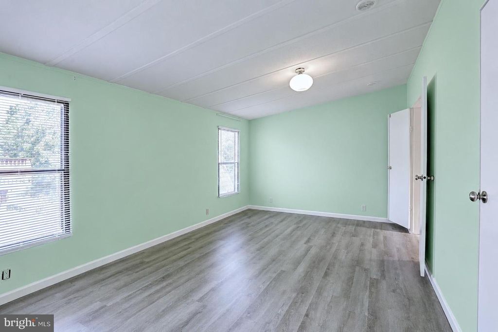 Image 16 of property listing at 8353 ASHWOOD RD #8353, Jessup, MD 20794