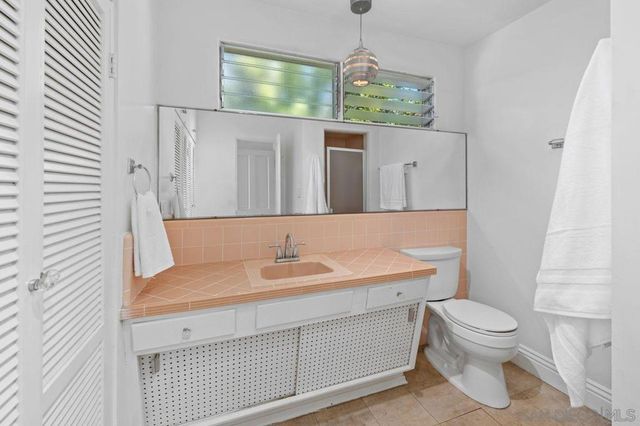 2417 Arista Ct, San Diego, CA 92103