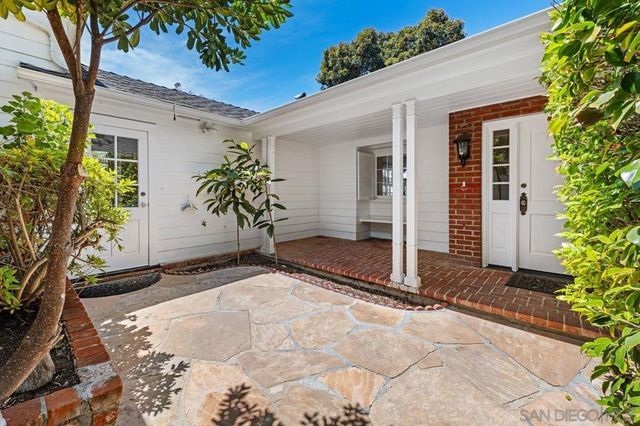 2417 Arista Ct, San Diego, CA 92103
