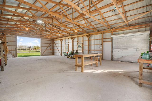 7740 E Fm 1462 Road, Rosharon, TX 77583