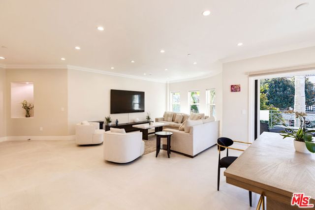 1862 S Bentley Avenue 102, Los Angeles, CA 90025