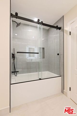 1862 S Bentley Avenue 102, Los Angeles, CA 90025