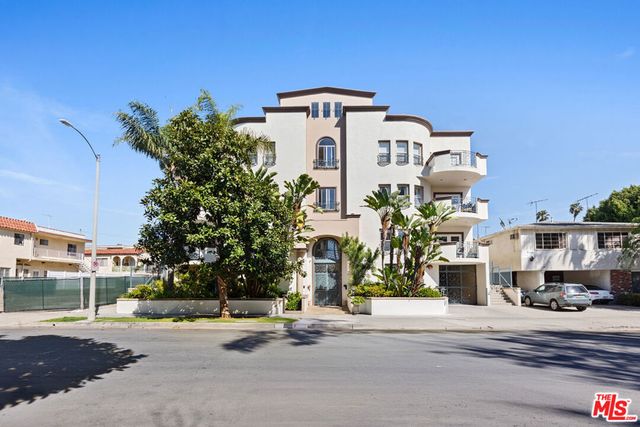 1862 S Bentley Avenue 102, Los Angeles, CA 90025