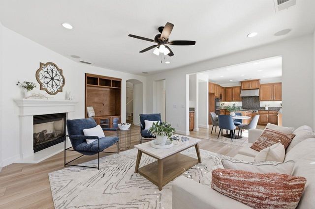 698 W Rico Way, Tracy, CA 95391