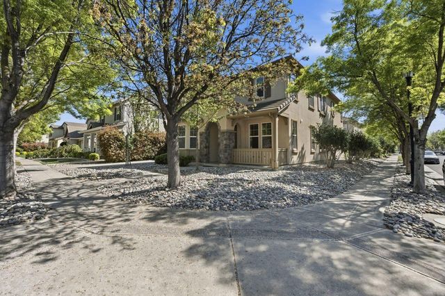 698 W Rico Way, Tracy, CA 95391