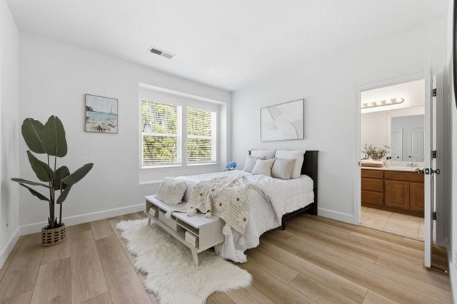 698 W Rico Way, Tracy, CA 95391