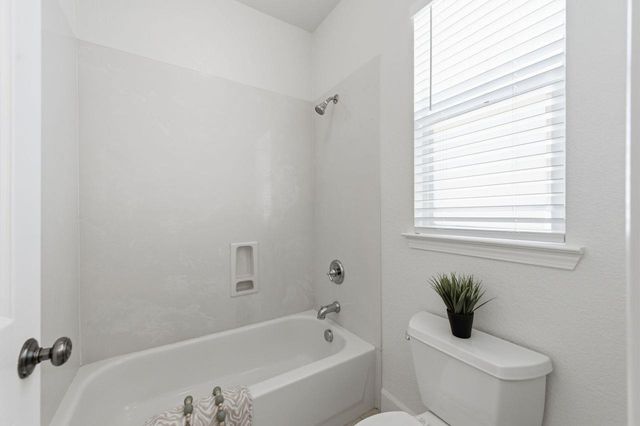 698 W Rico Way, Tracy, CA 95391