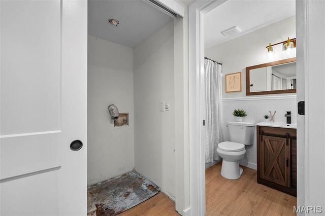 621 S Kirkwood Road 303, St Louis, MO 63122