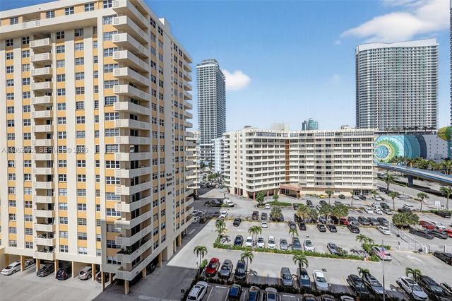 1849 S Ocean Dr 905, Hallandale Beach, FL 33009