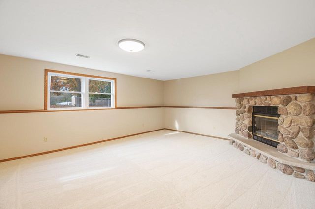 1310 SANDSTONE PLACE, Green Bay, WI 54313