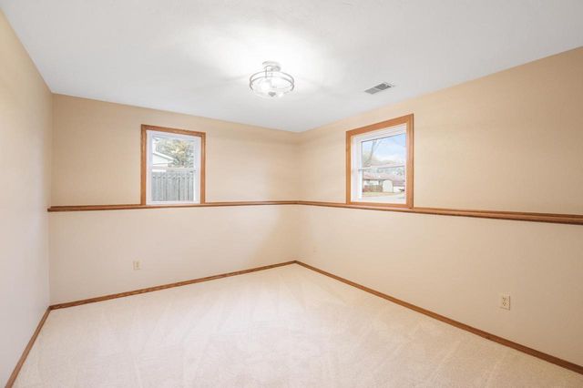 1310 SANDSTONE PLACE, Green Bay, WI 54313