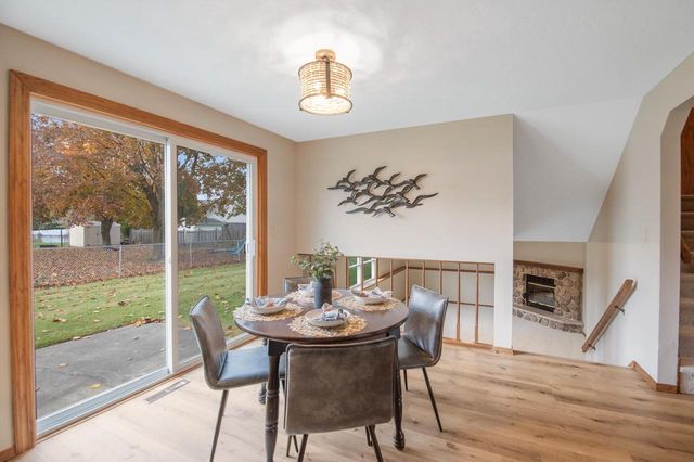 1310 SANDSTONE PLACE, Green Bay, WI 54313