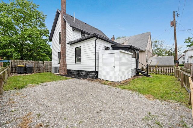 110 N Sheridan Street, Kendallville, IN 46755