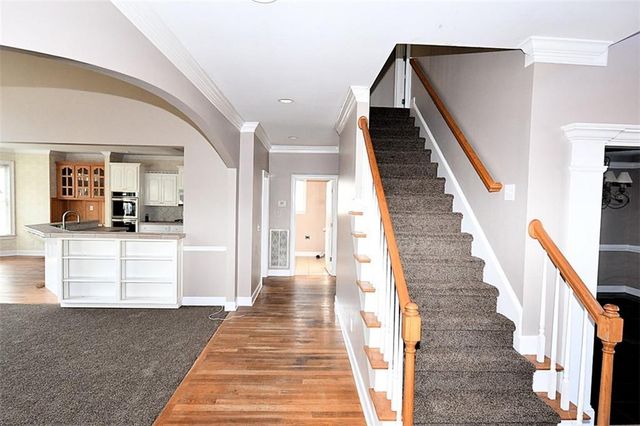 311 Hidden Lakes Drive, Carrollton, GA 30116