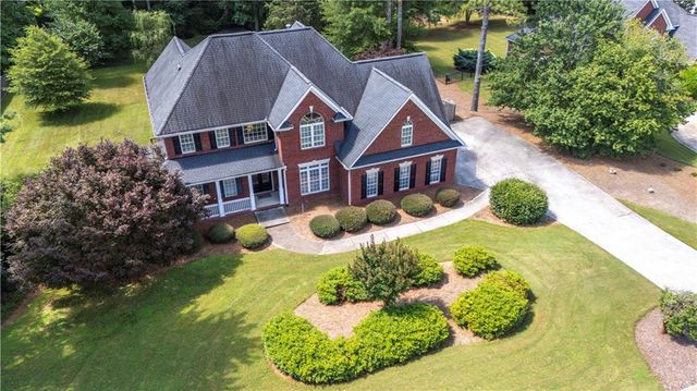 311 Hidden Lakes Drive, Carrollton, GA 30116