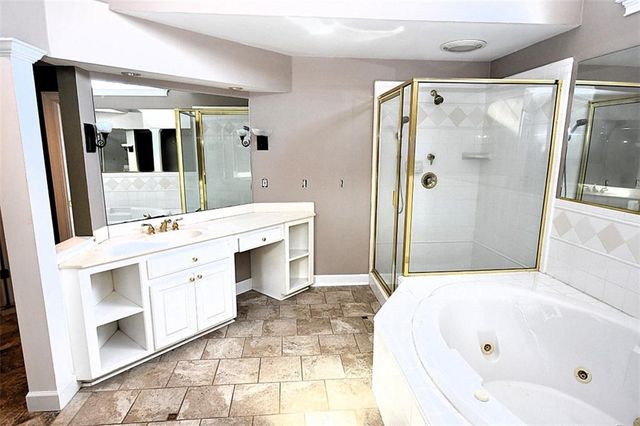 311 Hidden Lakes Drive, Carrollton, GA 30116