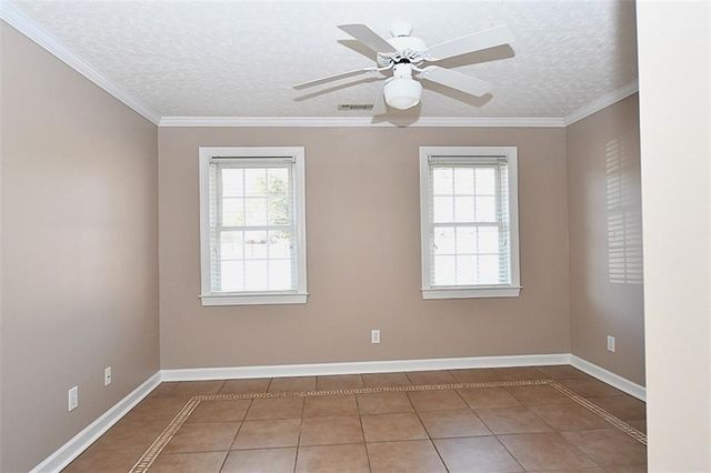 311 Hidden Lakes Drive, Carrollton, GA 30116