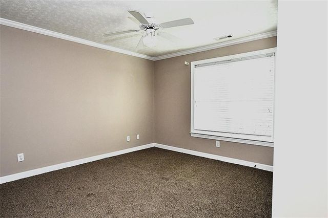 311 Hidden Lakes Drive, Carrollton, GA 30116