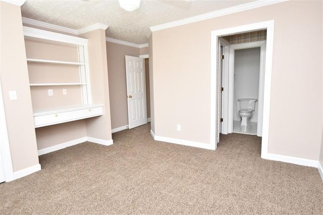 311 Hidden Lakes Drive, Carrollton, GA 30116