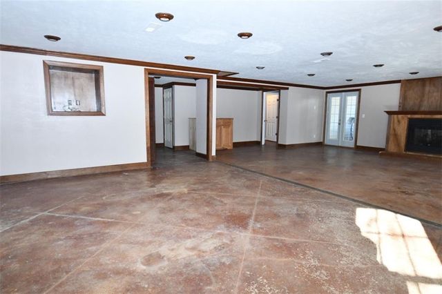 311 Hidden Lakes Drive, Carrollton, GA 30116