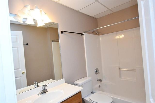 311 Hidden Lakes Drive, Carrollton, GA 30116