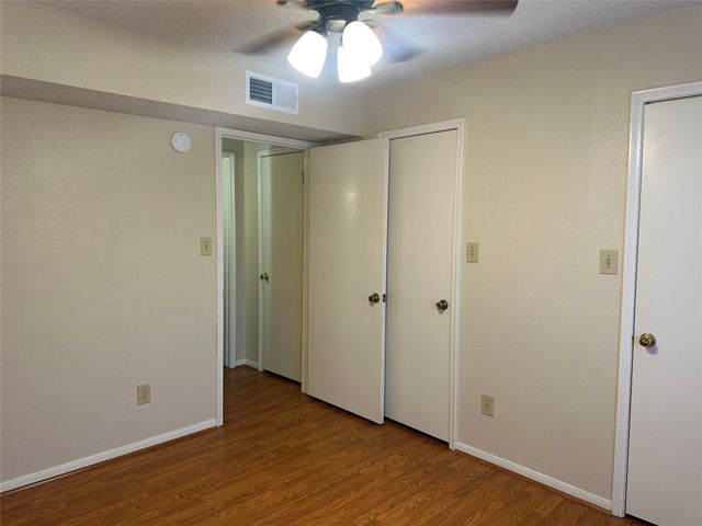 2121 Hepburn Street 104, Houston, TX 77054