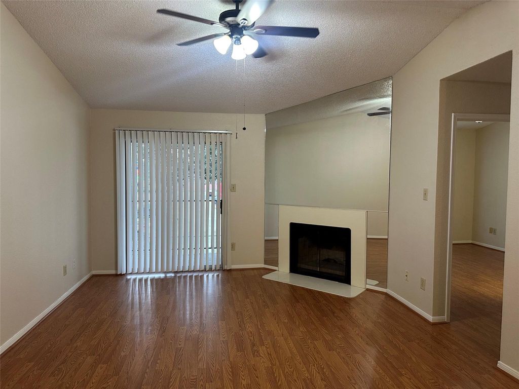 2121 Hepburn Street 104, Houston, TX 77054