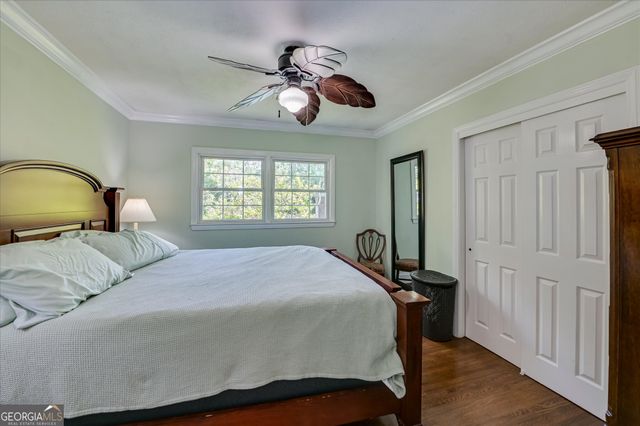 215 SE Barnard Avenue, Aiken, SC 29801