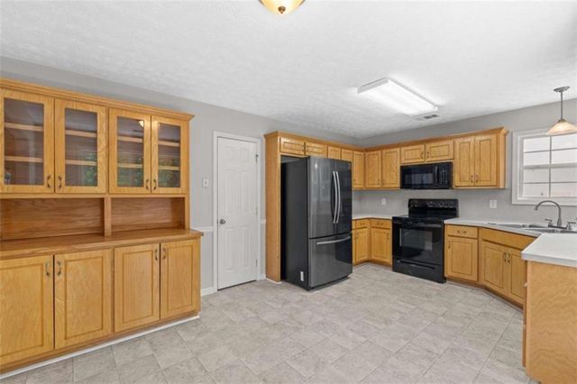 75 Shadowbrook Drive, Covington, GA 30016