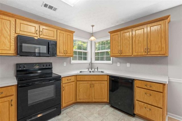 75 Shadowbrook Drive, Covington, GA 30016