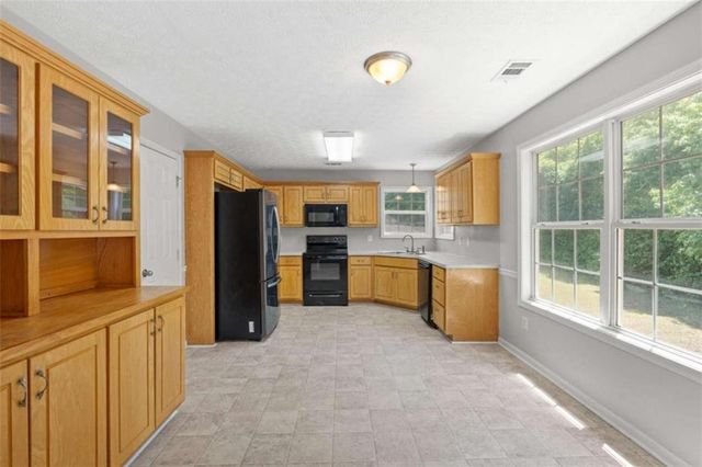 75 Shadowbrook Drive, Covington, GA 30016