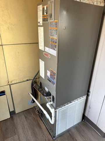 707 Auburn PL, Martinsville, VA 24112