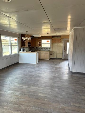 707 Auburn PL, Martinsville, VA 24112