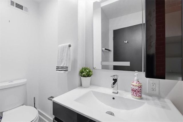 1250 Breuer Mews, Atlanta, GA 30318