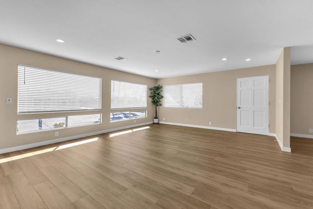 39163 Warm Springs Drive, Palm Desert, CA 92260