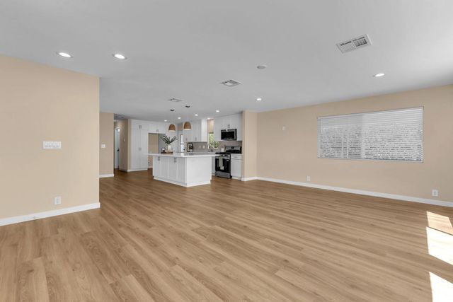 39163 Warm Springs Drive, Palm Desert, CA 92260