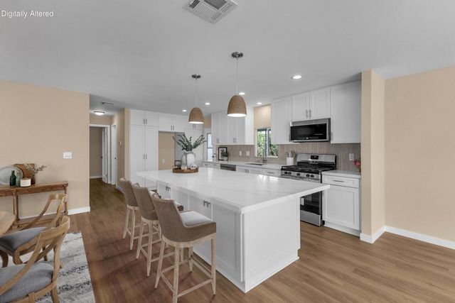 39163 Warm Springs Drive, Palm Desert, CA 92260