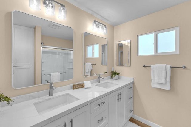 39163 Warm Springs Drive, Palm Desert, CA 92260