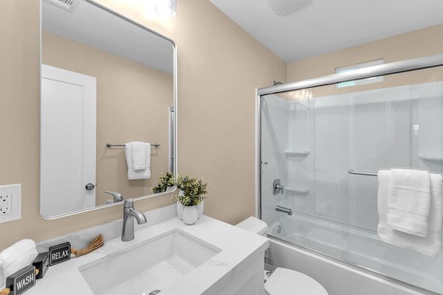 39163 Warm Springs Drive, Palm Desert, CA 92260