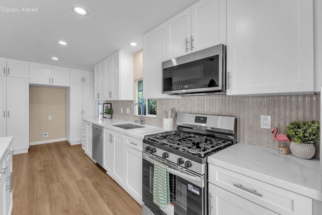 39163 Warm Springs Drive, Palm Desert, CA 92260